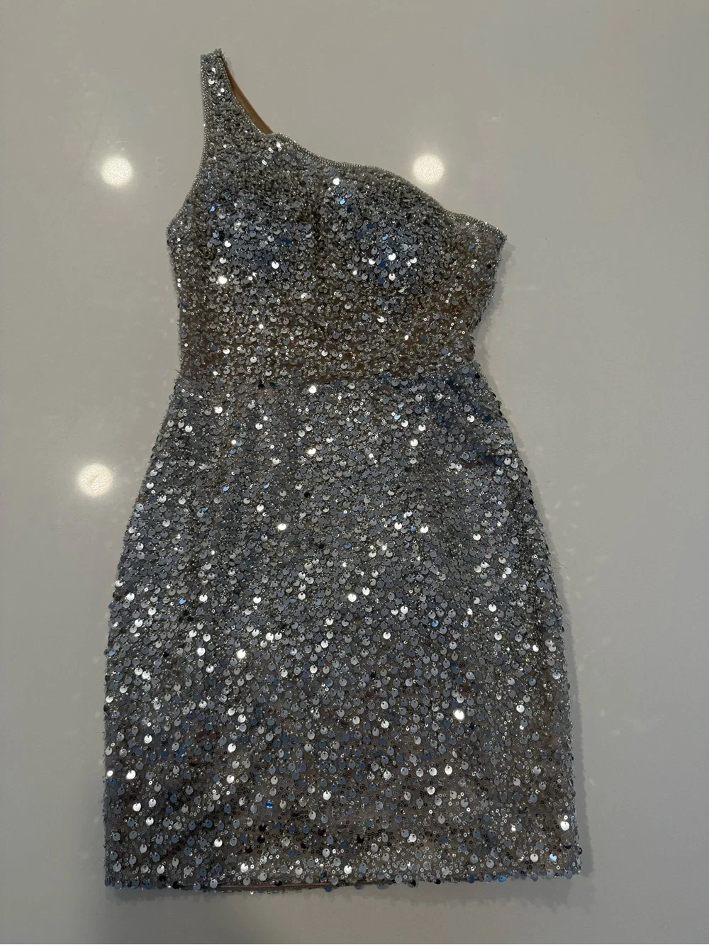 NWT Gianni Bini Juniors One-Shoulder Silver Sequin Beaded Mini Dress - Picture 6 of 11
